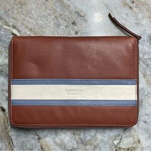 New American Leather Co small bag leather planner journal agenda zip cover